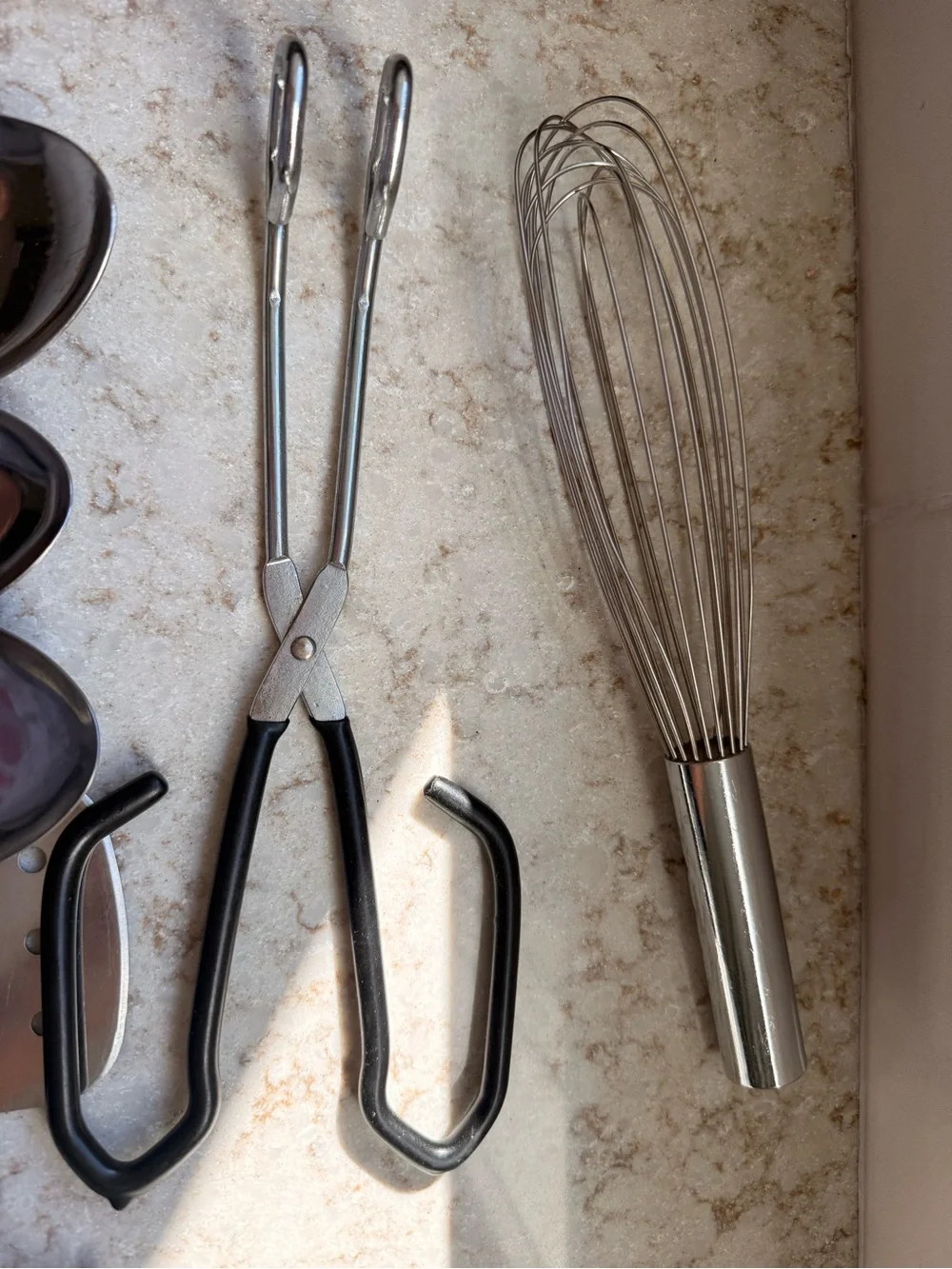 OXO, Farberware, Calphalon & More Kitchen Utensil Lot – 11 of Pieces